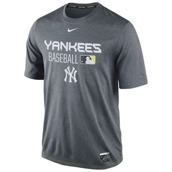 When it Comes to the Yankees, I'm a Total Fanatic - MommysBusy.com